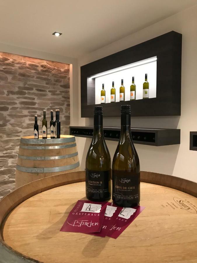 Gaestehaus Und Weingut Bernd Frieden Nittel Εξωτερικό φωτογραφία